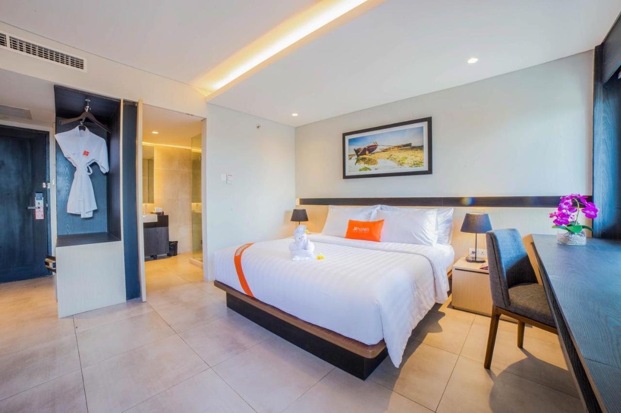 J4 Hotels Legian Eksteriør billede